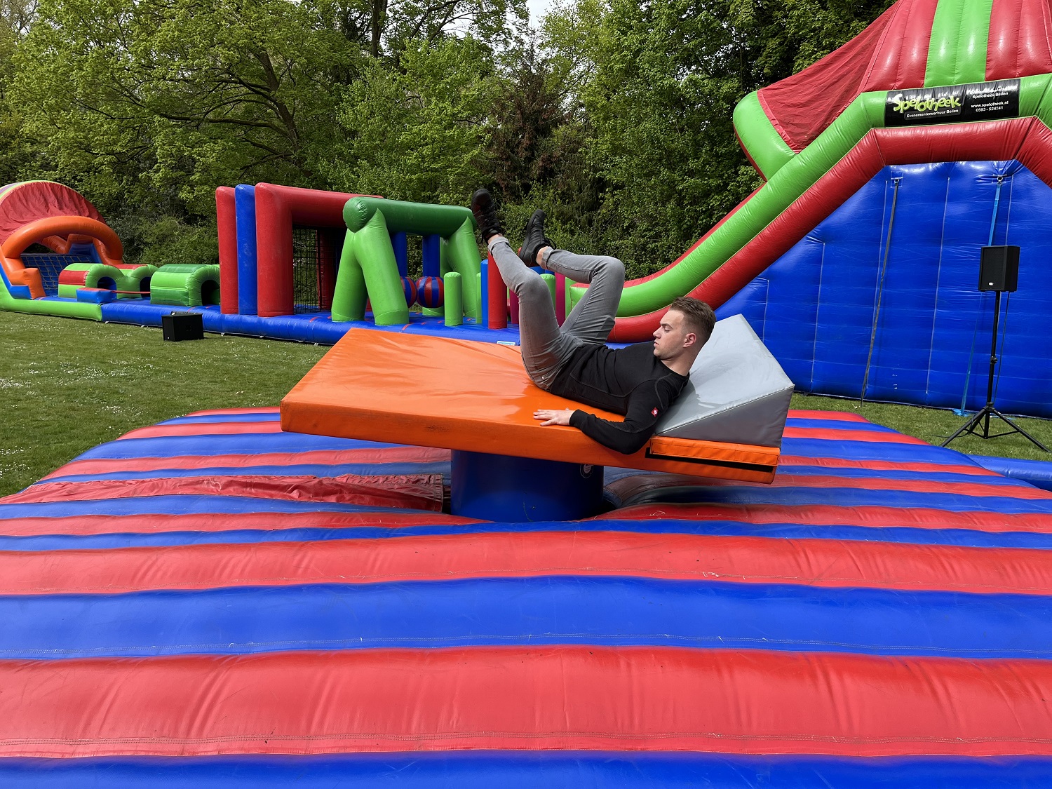Rodeo Bed simulator huren? Attractieverhuur in regio Drenthe!